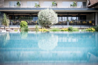 For connoisseurs - 7% from 7 nights